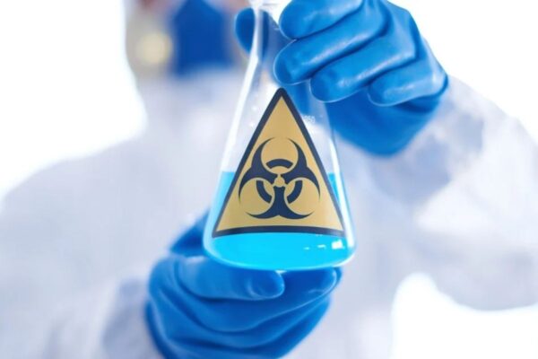 Hóa Chất độc Hại Trong Phòng Thí Nghiệm