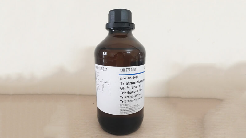 Triethanolamine-va-nhung-cong-dung-khi-duoc-them-vao-my-pham-202112270818407869
